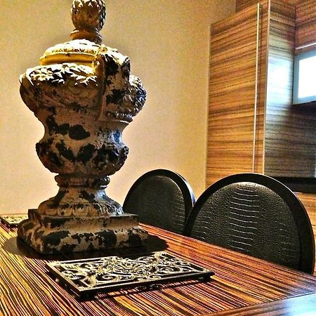 Rok Plaza - Only Adults Hotel อัลกาลา ภายนอก รูปภาพ